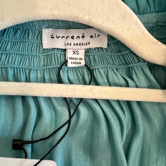 Current Air Silky Turquoise blouse NWT XS - Picture 4 of 6